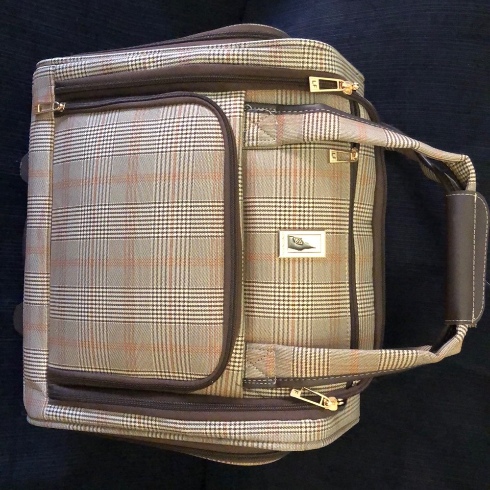 Carry on Rolling Suitcase